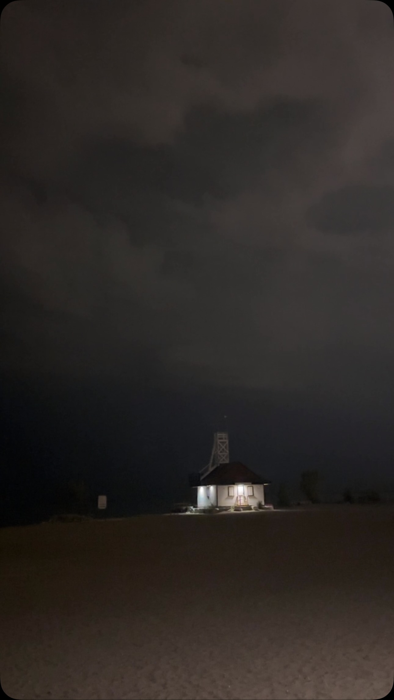Nature never fails to deliver. The spectacular storm on Oct 7 lit up the entire skyline. I was taking the dog for a walk, but got to shelter before the huge rain storm came.  Soundtrack is Sam Casey, a local artist that is on her way up for sure. Please check out this outstanding local artist  #beacheseastyork #eastyorktoronto #kmorrison4bey #itsmesamcasey